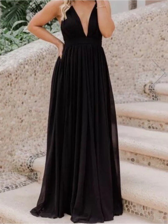Pink Lily Dresses & Skirts - Elegant Black V-Neck Women's Maxi Dress